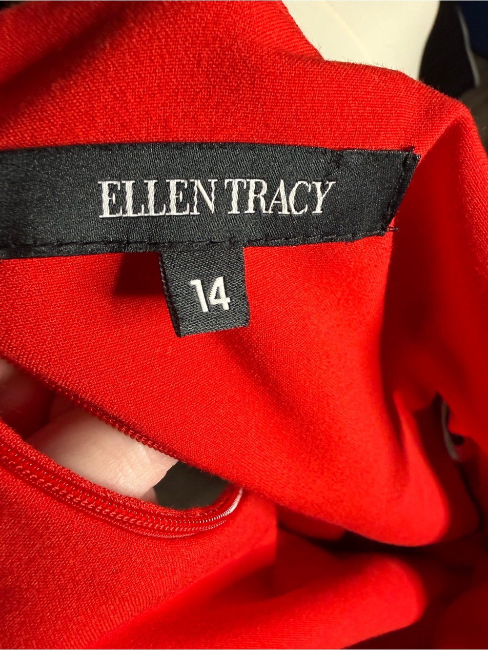 Ellen Tracy Red Colorblock Sleeveless Sheath Dress Size 14 ptp 19 1/2”-22” - Picture 6 of 7